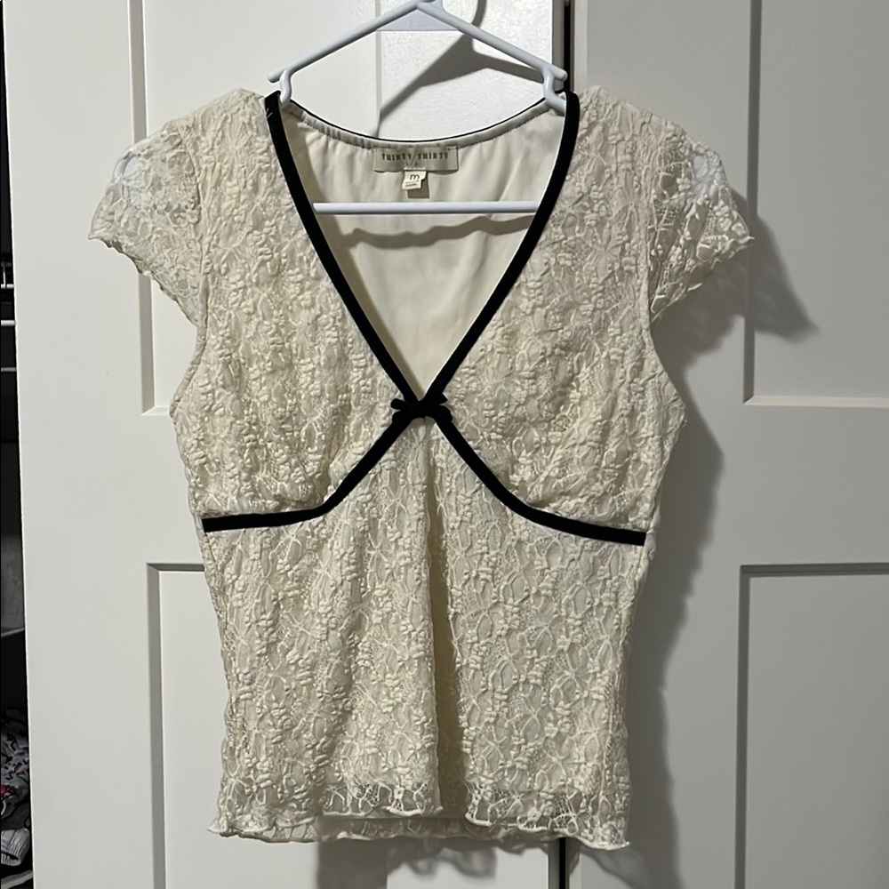 Elegant Lace V-Neck Top - Cream